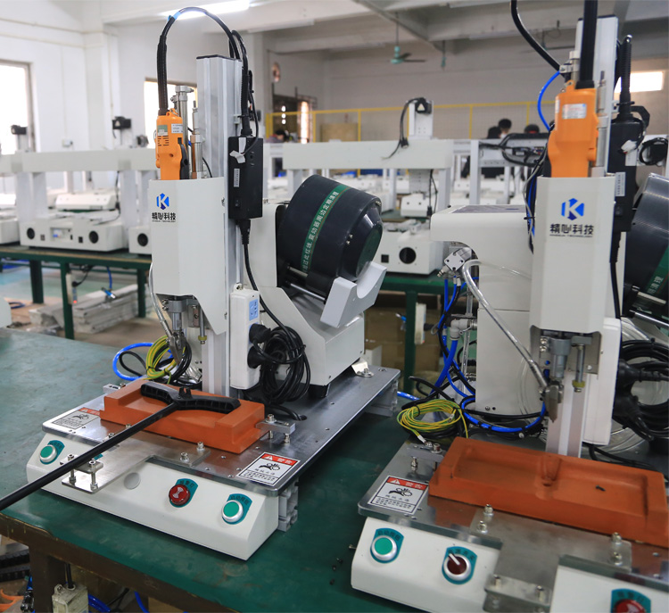 自動（dòng）鎖螺絲機